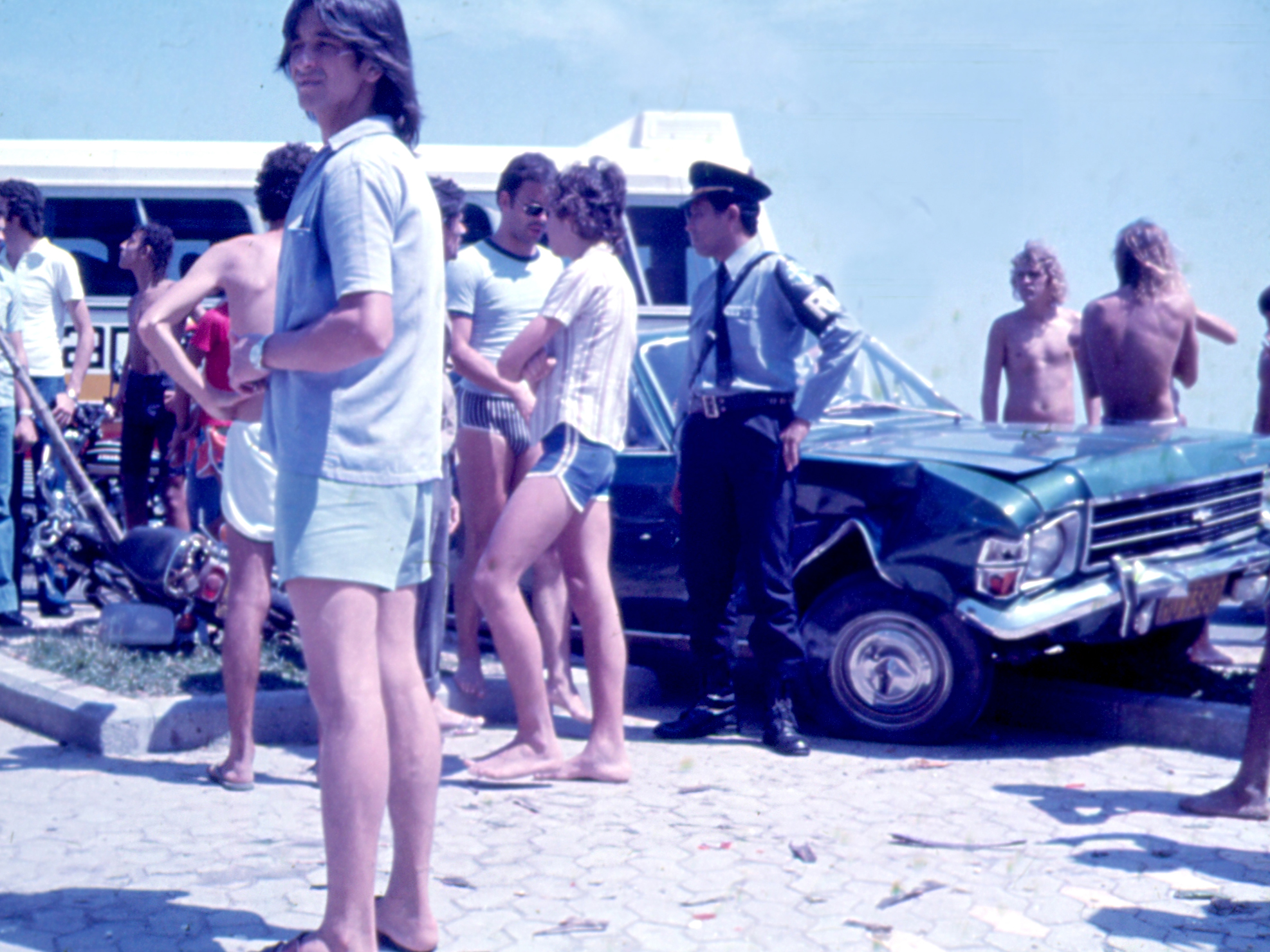 1979 - Fotos de época, só foto antiga de opalas - Página 20 Ipanema-opala-acidente-76